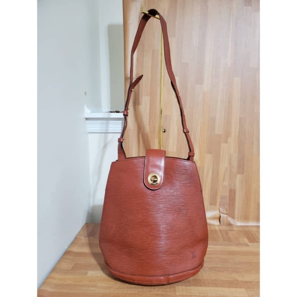 Louis Vuitton Handbags - Authentic Louis Vuitton Orange Epi Leather Cluny Bag